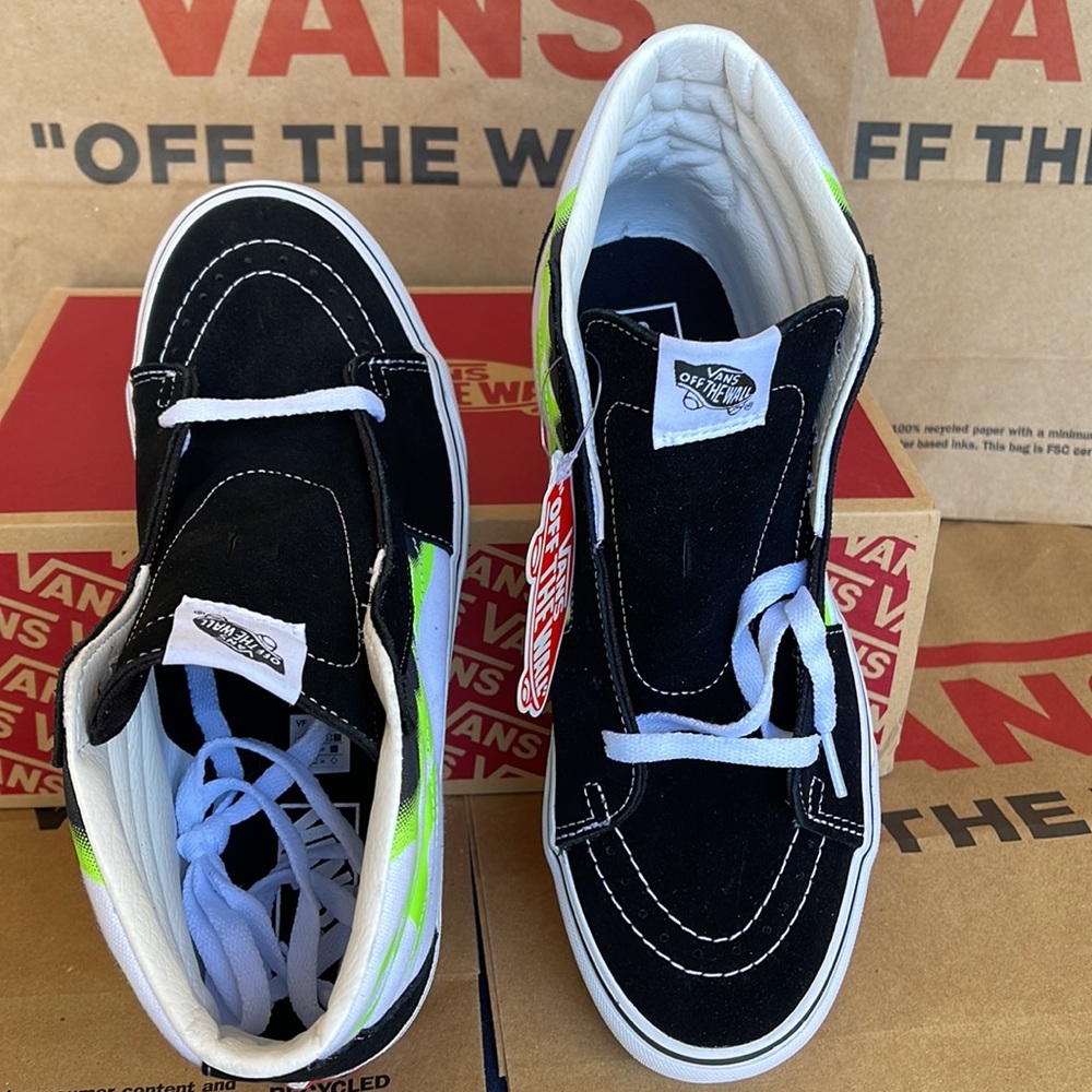 Vans Sk8-Hi Flame Black/True White Men’s sneakers - Picture 13 of 16